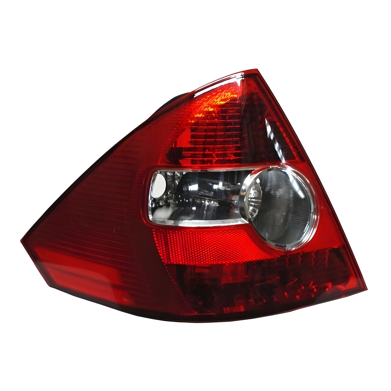 FARO TRASERO IZQ. (SEDAN) -TYC-