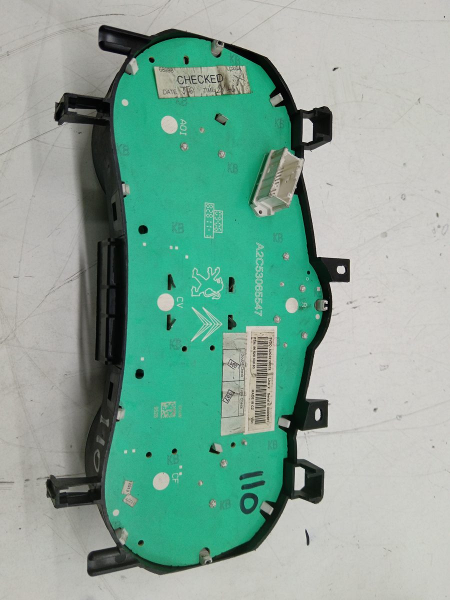 Tablero de Instrumentos Peugeot 207 2006-2012 1.6 HDi CAT (9HZ / DV6TED4) 9662903980