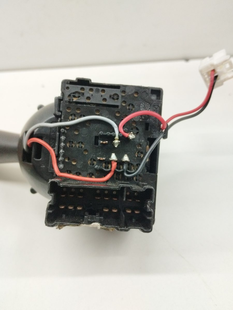Llave de Luces Y Señalero Renault Clio IV desde 2012 1.2 TCE 1.2L 88kW E10670293