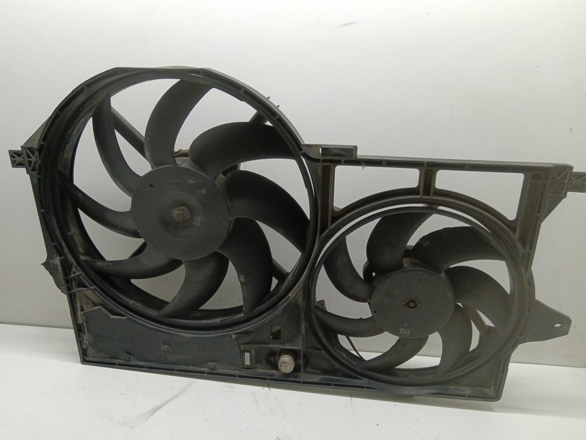 Electroventilador Peugeot 806 1994-2003 ST 2.0L 99kW 8240141