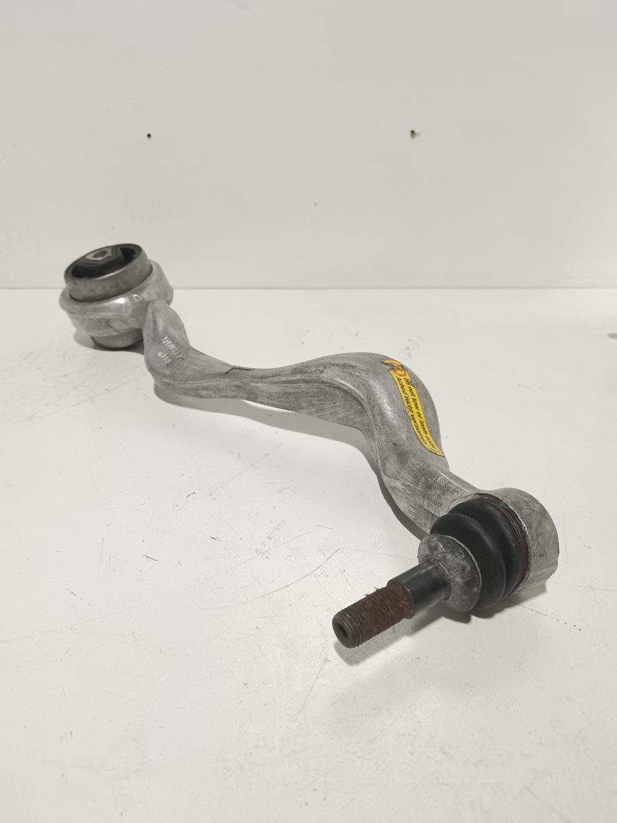 Parrilla de Suspension Superior Delantera Izquierda BMW Serie 3 Berlina (E90) 55595