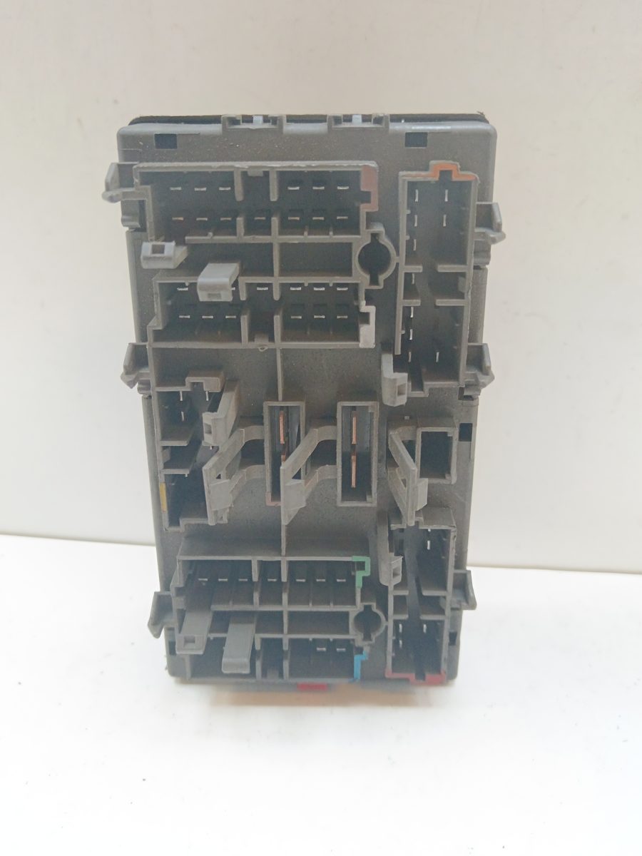 Caja Reles / Fusibles Peugeot 306 Berlina 4 Puertas (S1) 1994-1997 Style D 9629402380