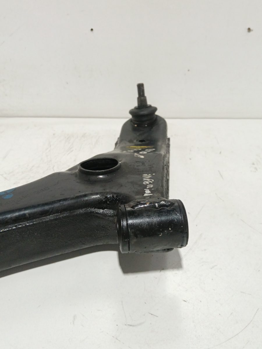 Parrilla de Suspension Inferior Trasera Izquierda Volvo S40 Berlina 1995-2005 31402WK240