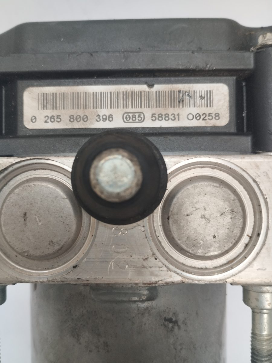 Modulo Abs Renault Clio II Fase II (B/CB0) 2001-2013 Authentique 1.5L 48kW 90B02AAY1