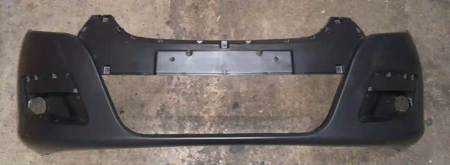 Paragolpes delantero