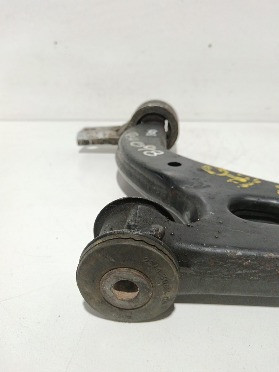 Parrilla de Suspension Inferior Trasera Izquierda Ford Fiesta (CBK) 2001-2008 Ambiente