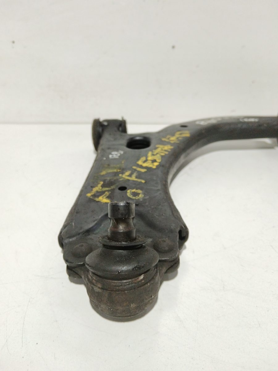 Parrilla de Suspension Inferior Trasera Izquierda Ford Fiesta (CBK) 2001-2008 Ambiente
