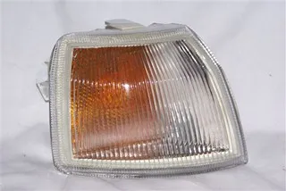 Faro delantero izquierdo