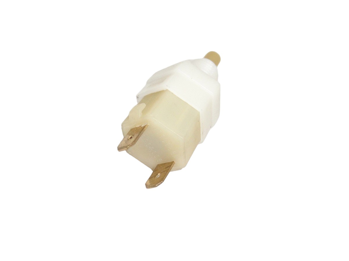 INTERRUPTOR LUZ FRENO CHEVETTE/MONZA/CORSA/C10