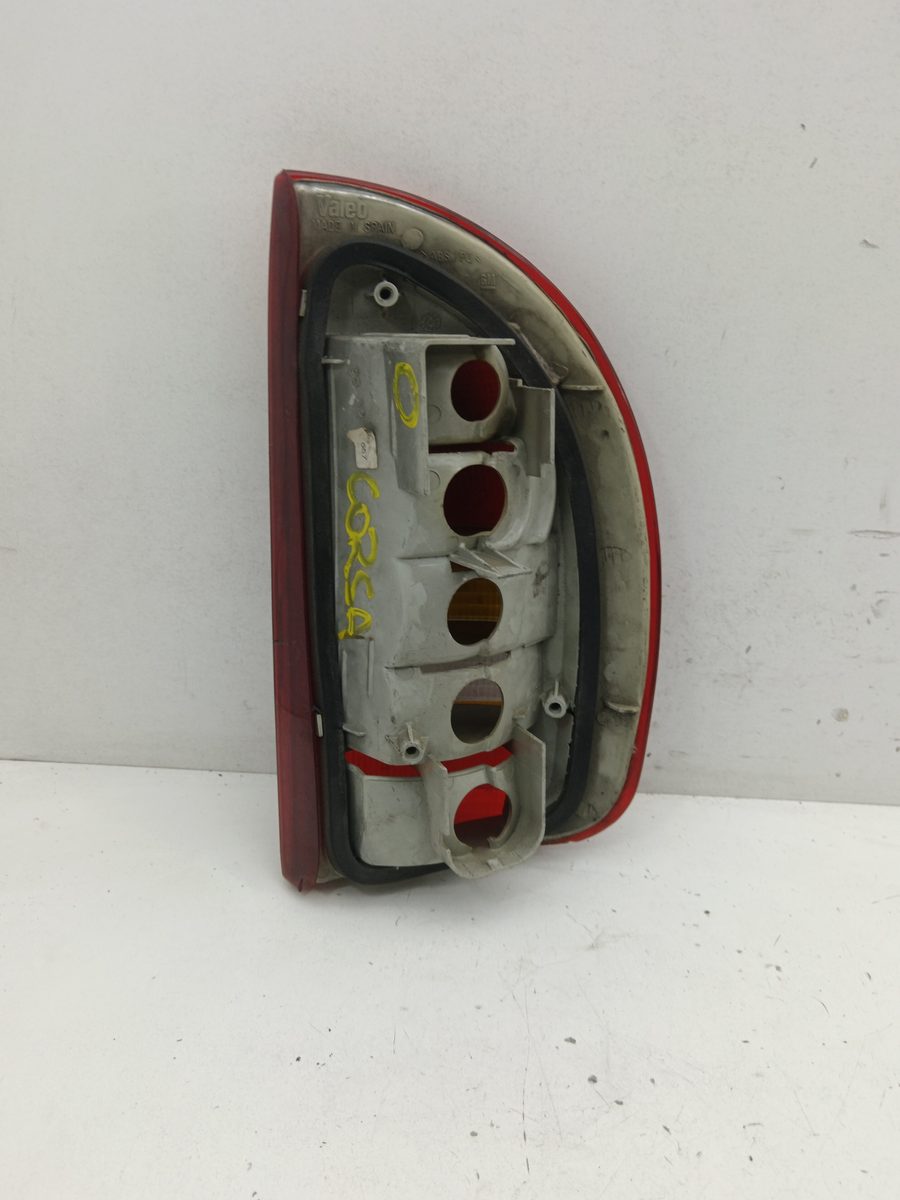 Farol Trasero Izquierdo Exterior Chevrolet Corsa B 1993-1997 Swing