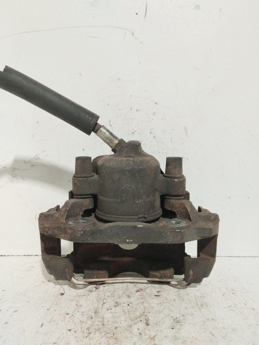 Mordaza de Freno Delantera Izquierda Ford Sierra Berlina desde 1987 1.8 CAT 1.8L 64kW