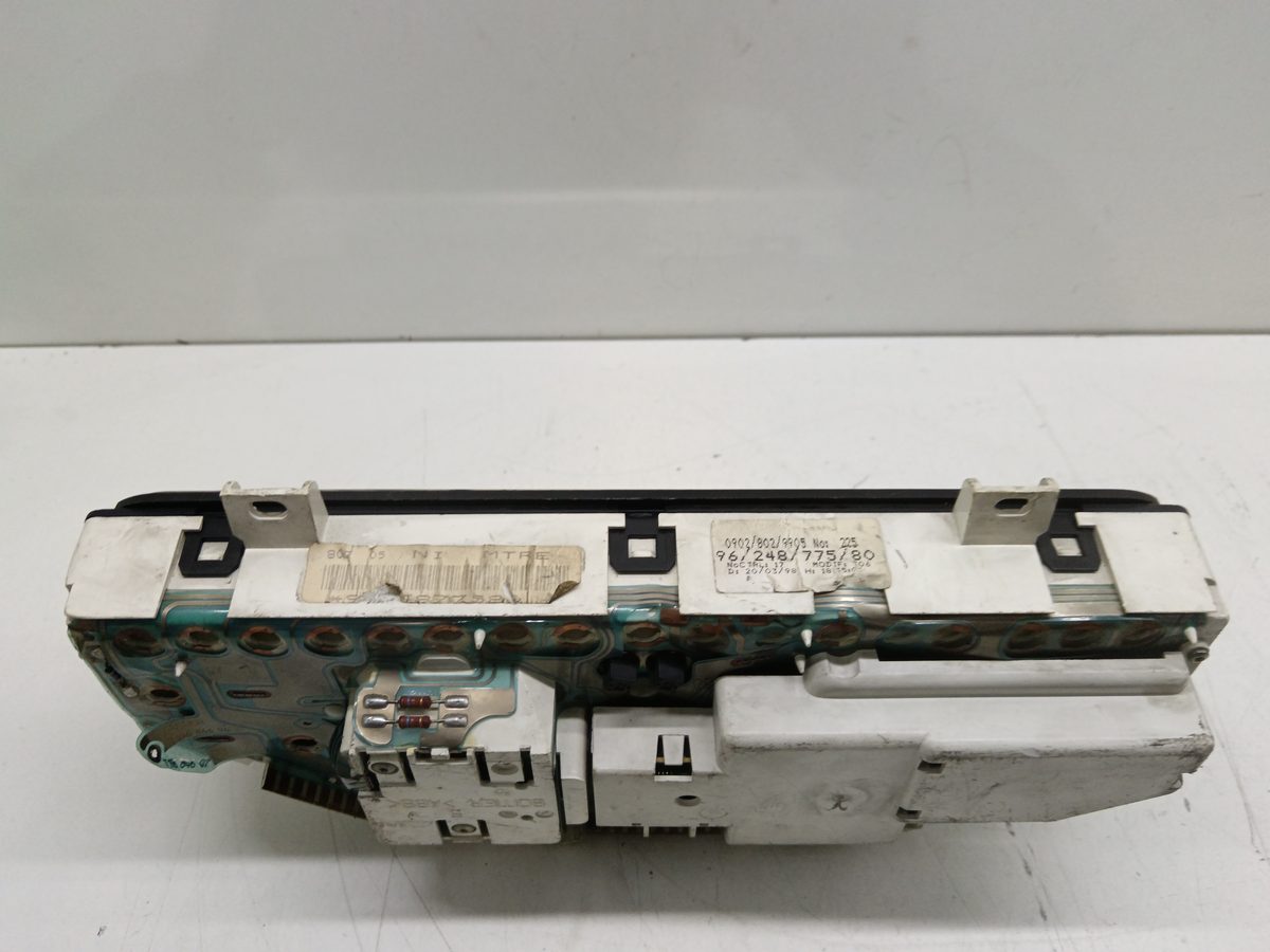 Tablero de Instrumentos Citroën Saxo 1996-2000 1.5 Diesel CAT (VJY. VJZ / TUD5) 962477580
