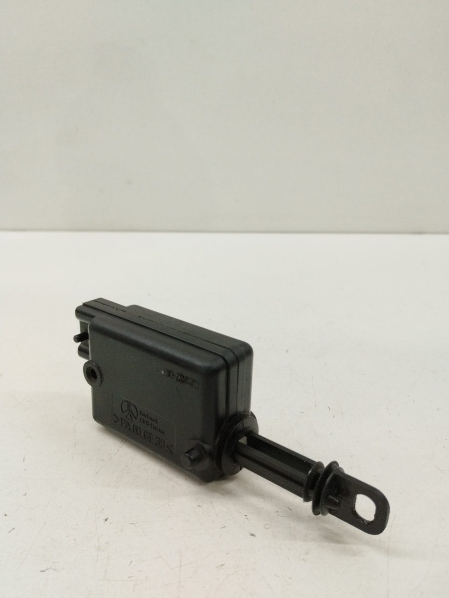 Actuador Cierre Centralizado Ford Escort Berlina 1986-1996 1,6 1.6L 77kW PA66GF30