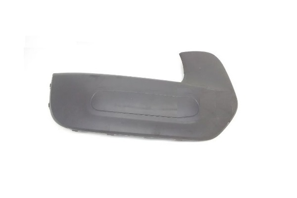 Moldura de paragolpes delantero