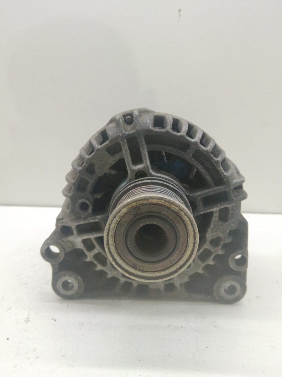 Alternador SEAT Ibiza (6K1) 1999-2002 1.9 SDI 1.9L 50kW 0124315001
