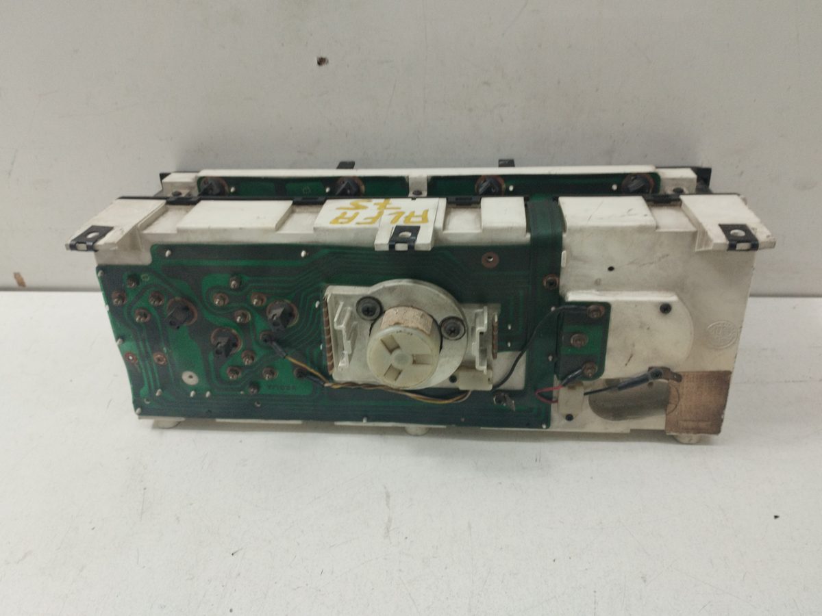 Tablero de Instrumentos Alfa Romeo 75 desde 1985 1,6 1.6L 81kW 161044301001