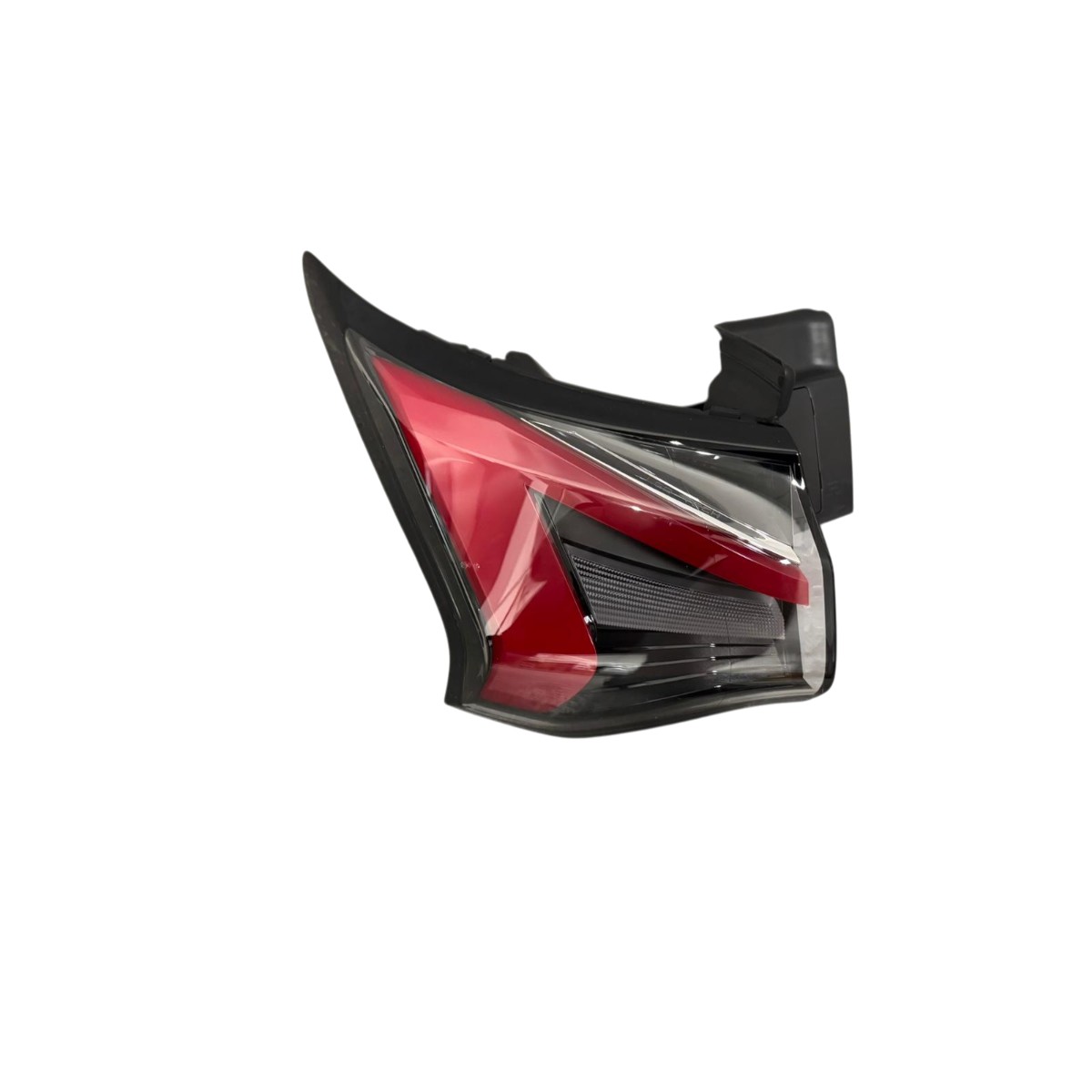 FARO TRASERO IZQUIERDO CHEVROLET CAPTIVA EV 2026