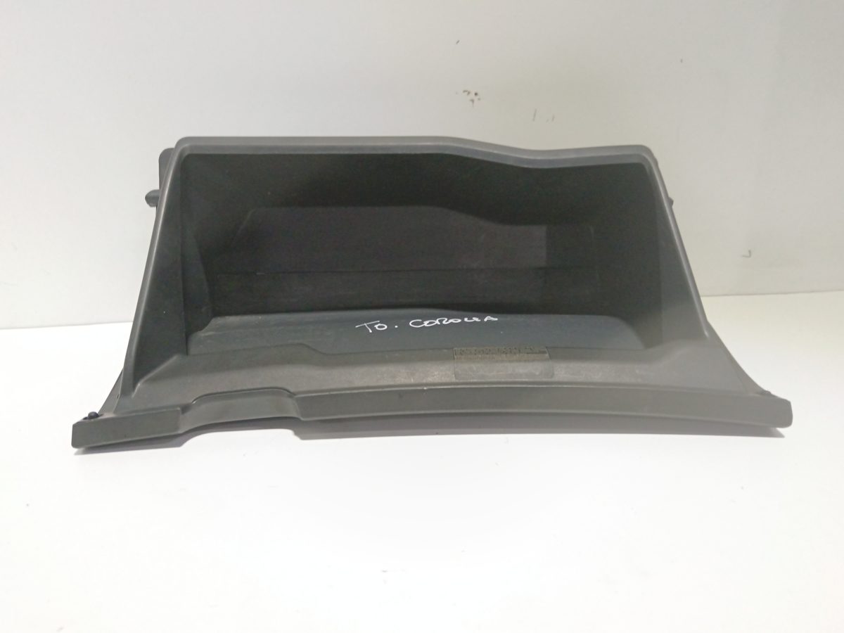 Guantera Toyota Corolla (E15) 2006-2011 Luna