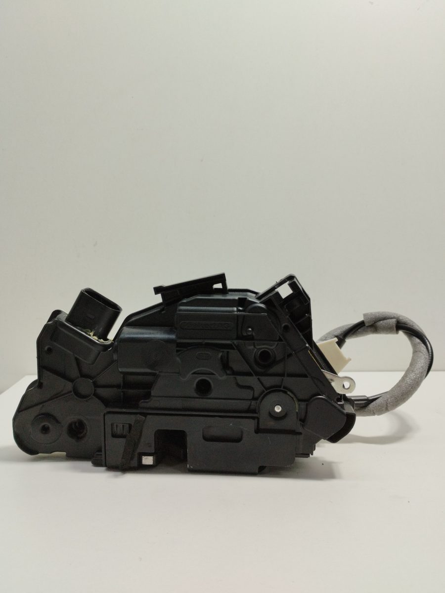 Cerradura Puerta Delantera Izquierda Volkswagen Up! (121) 2011-2016 * 1S1837015C