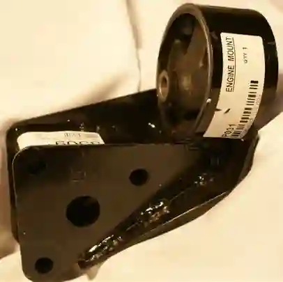 SOPORTE MOTOR DEL IZQ NISSAN SENTRA B13 (MEXICO)