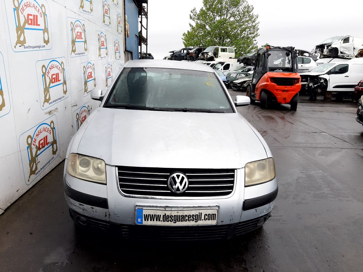 Semieje Delantero Derecho/Izquierdo Volkswagen Passat Berlina (3B3) 2000-2005 8D0407451NX