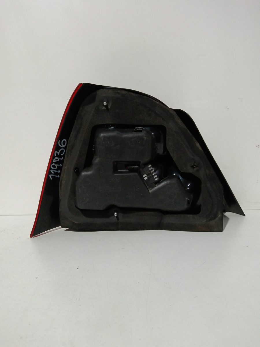 Farol Trasero Derecho Exterior MG Rover Mg Zr (F/RF) 2004-2005 F001B02R028102