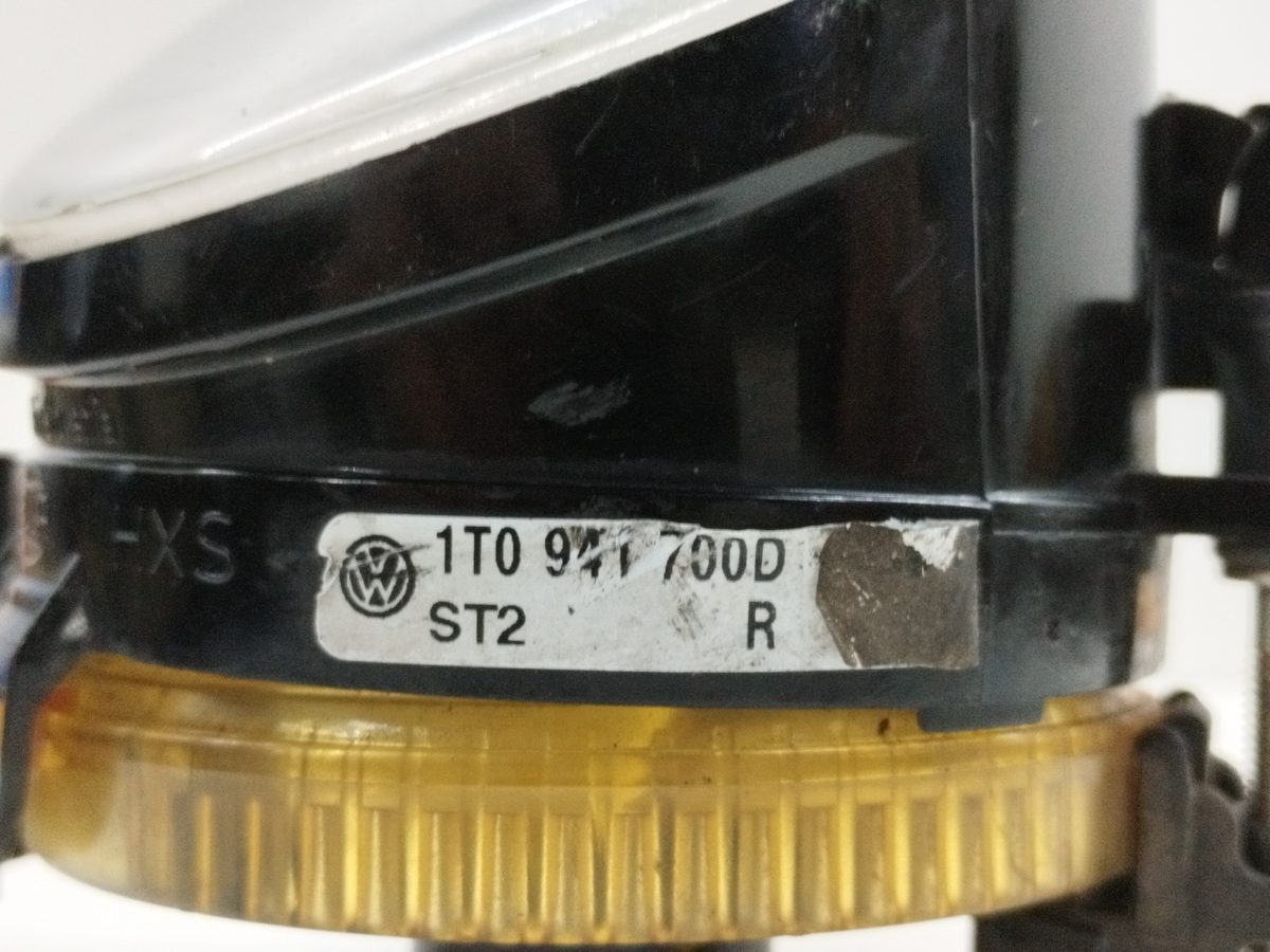 Faro Caminero Derecho Volkswagen Jetta (1K2) 2005-2010 1T0941700D