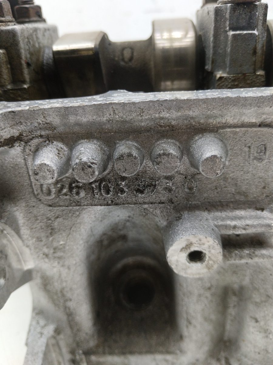 Tapa De Cilindros Volkswagen Golf Ii (191/193) 1983-Actualidad Boston 1.8L 66kW 026103373Q