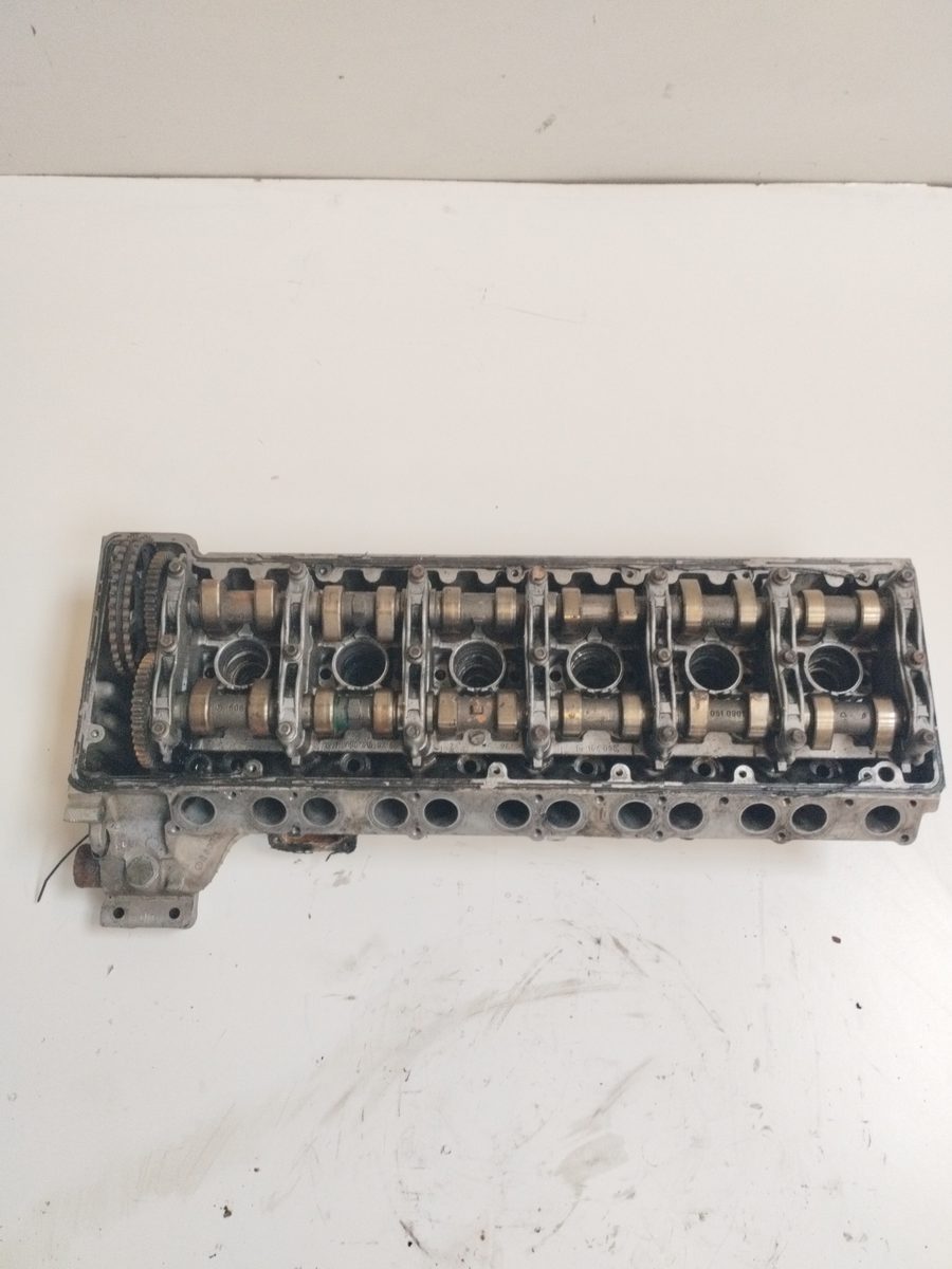 Tapa de Cilindros Mercedes-Benz Clase E (W124) Berlina 1984-1997 R6060160801