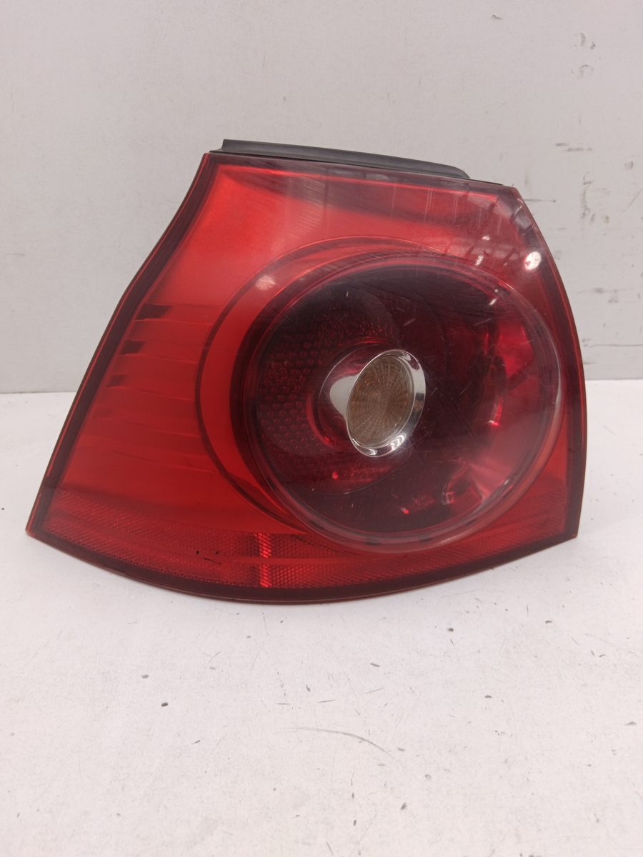 Farol Trasero Izquierdo Exterior Volkswagen Golf V Berlina (1K1) 2003-2008 Highline