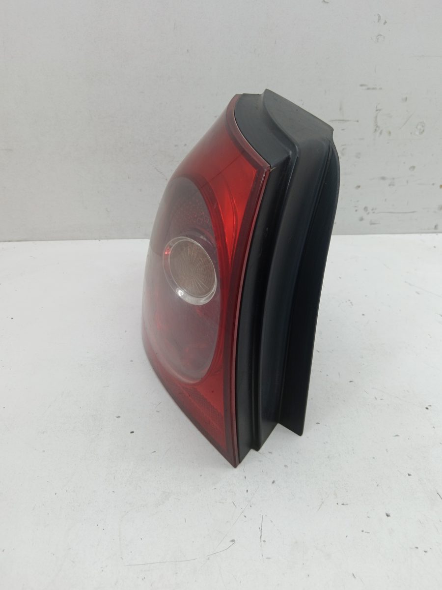 Farol Trasero Izquierdo Exterior Volkswagen Golf V Berlina (1K1) 2003-2008 Highline