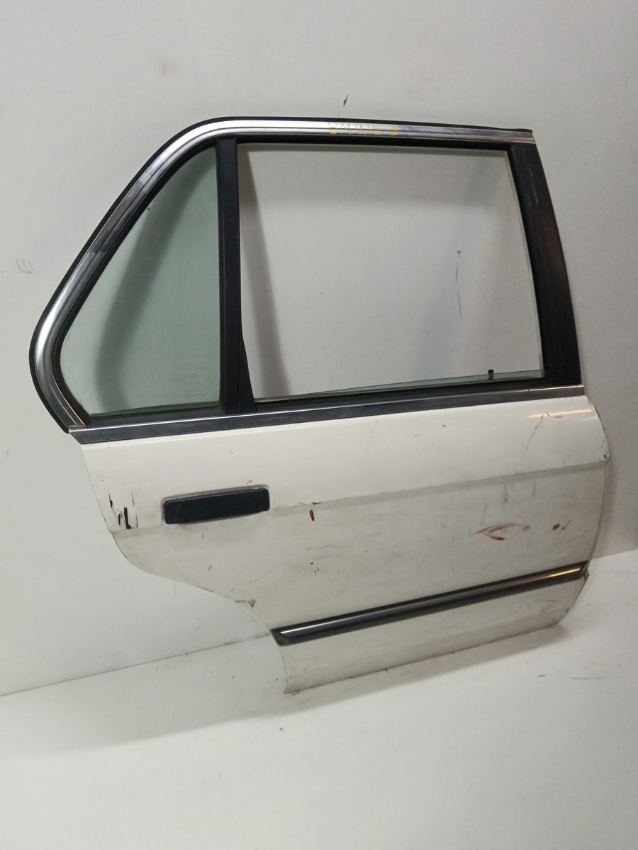 Puerta Trasera Derecha BMW Serie 3 Berlina (E30) desde 1982
