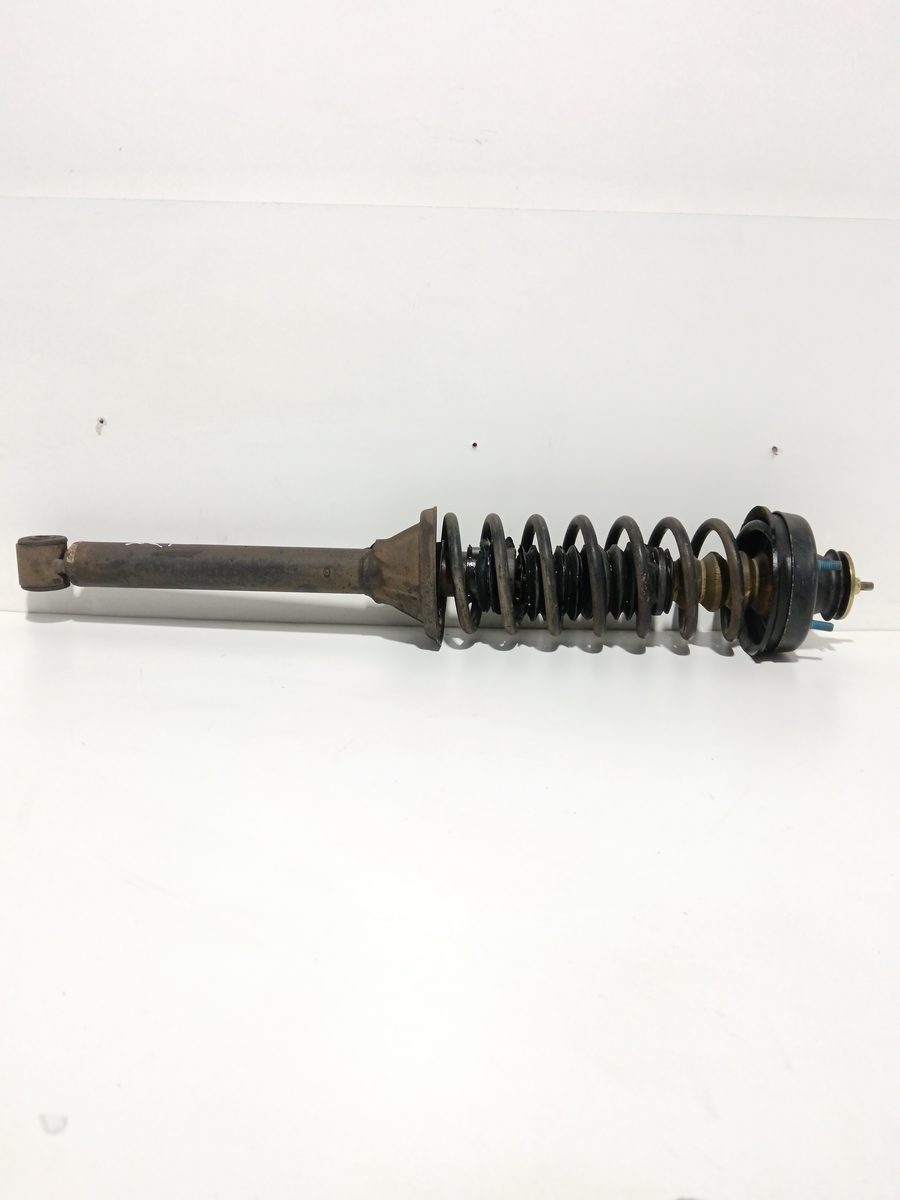 Amortiguador Trasero Der/Izq Ford Escort Berl./turnier 1995-2000 Atlanta Berlina 1.8L 51kW