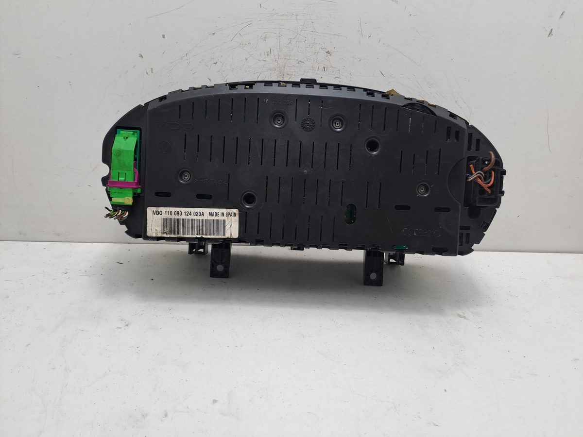Tablero de Instrumentos Volkswagen Polo (9N1) 2001-2005 1.4 16V 1.4L 74kW 6Q0920800P
