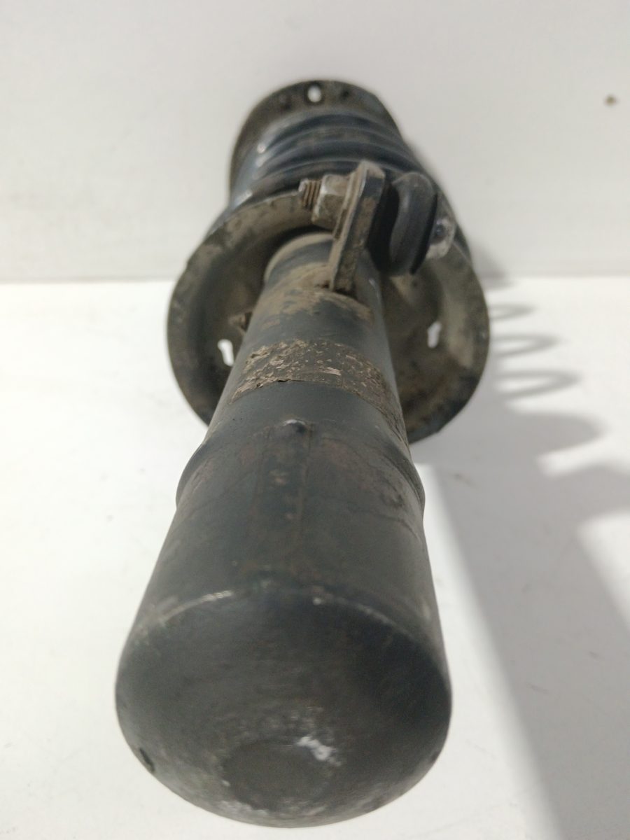 Amortiguador Delantero Derecho Peugeot 206 Berlina 1998-2010 XR 1.9L 51kW 9682474680