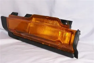 Farol lateral derecho