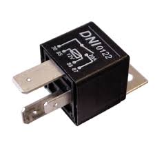 RELAY DNI 0122 REFORZADO 12V 70 AMP.