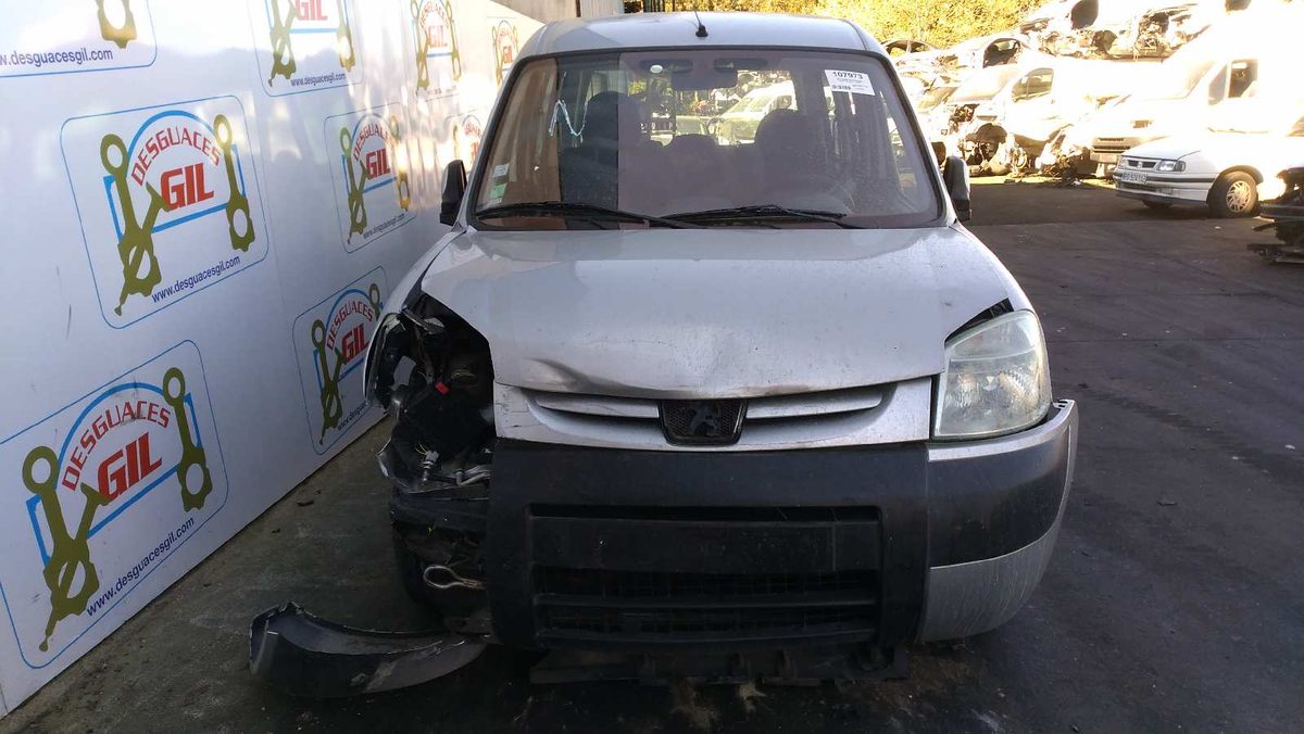 Parrilla de Suspension Inferior Trasera Derecha Peugeot Partner (S1) 1996-2002