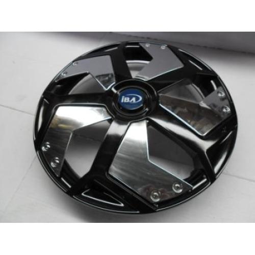 TAZA RUEDA UNIVERSAL 13 MOD. LAMBORGINI NEGRA/SETA CROMADA RCD 23720