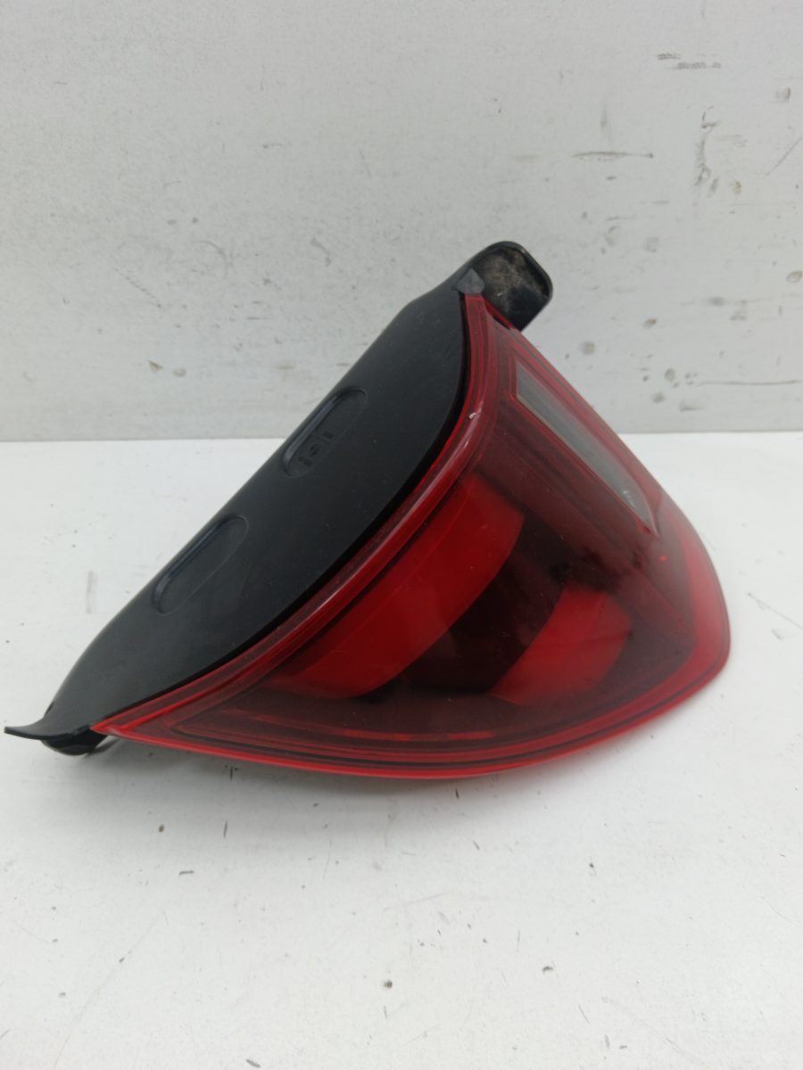 Farol Trasero Derecho Exterior Peugeot 3008 2009-2016 FAP CAT (9HZ / DV6TED4)