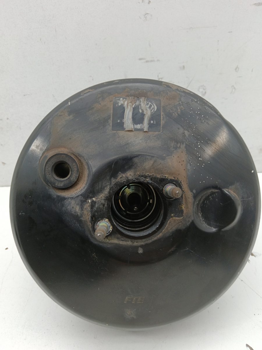 Servofreno Volkswagen Polo Berlina (6N1) 1994-1999 1,4 1.4L 44kW 601612105P