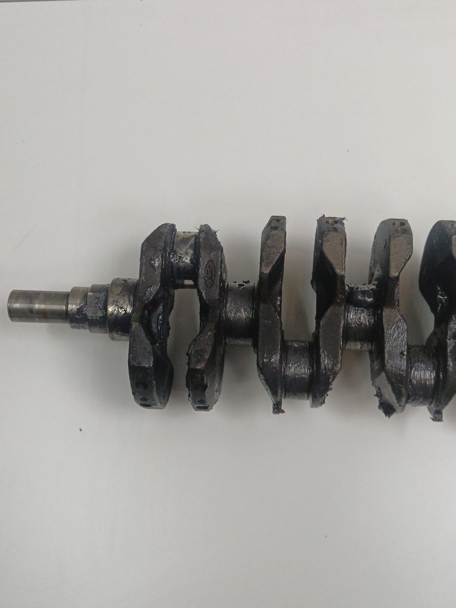 Cigueñal Ford Focus Turnier (CAK) 1998-2004 Ambiente 1.6L 74kW