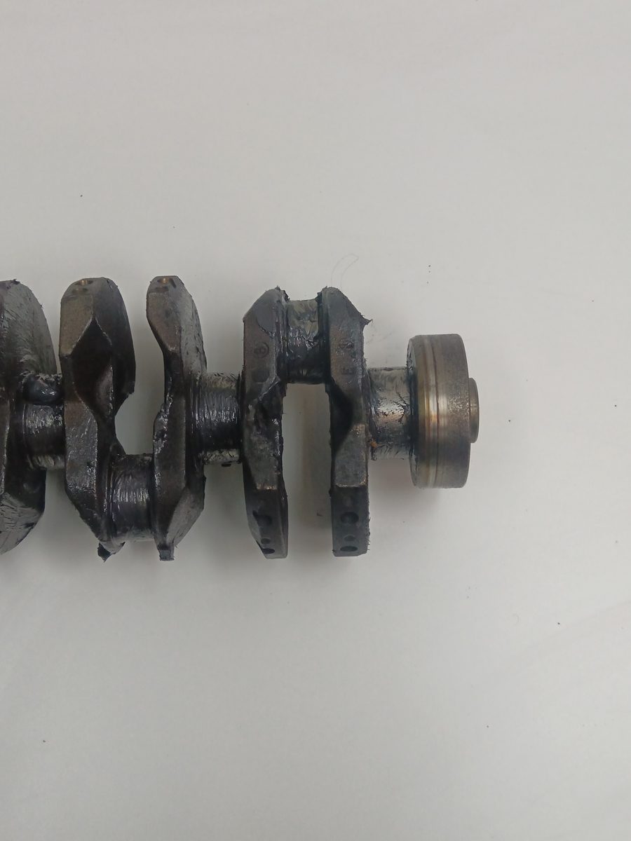 Cigueñal Ford Focus Turnier (CAK) 1998-2004 Ambiente 1.6L 74kW