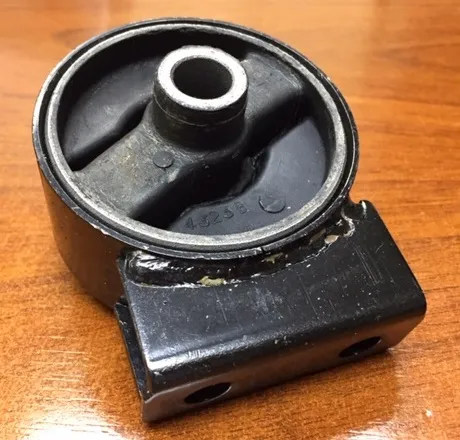 SOPORTE MOTOR DEL TOYOTA COROLLA 2.0D 2008-2013