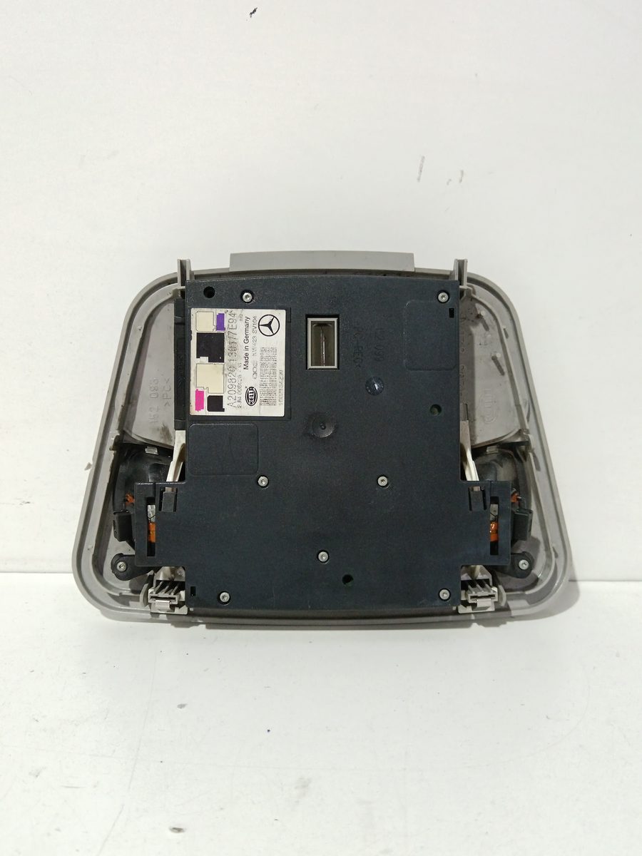 Luz Interior Mercedes-Benz Clase C (W203) Sportcoupe 2000-2008 A209820131