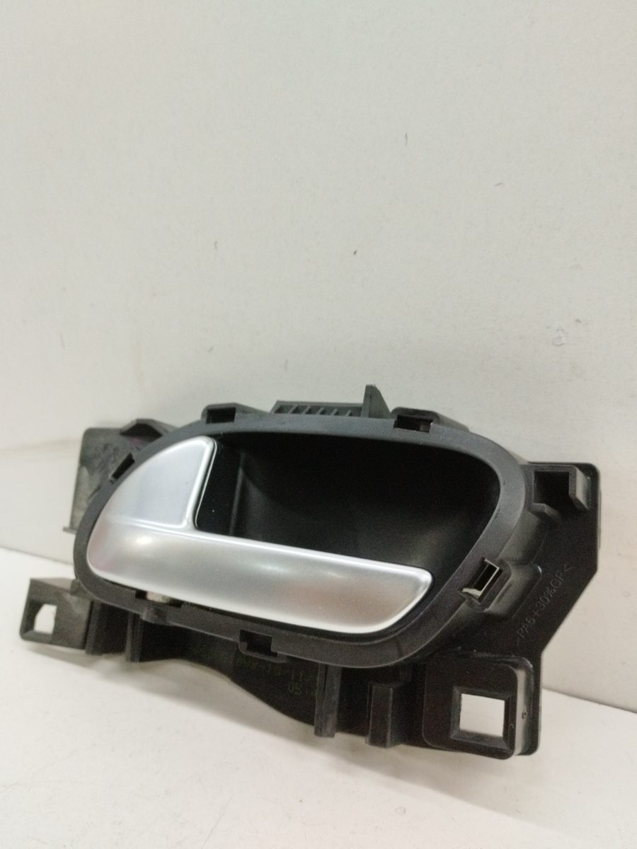 Manija Interior Delantera Izquierda Peugeot 208 2012-2019 Active