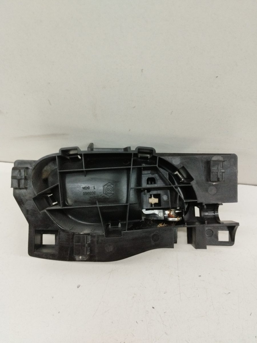Manija Interior Delantera Izquierda Peugeot 208 2012-2019 Active
