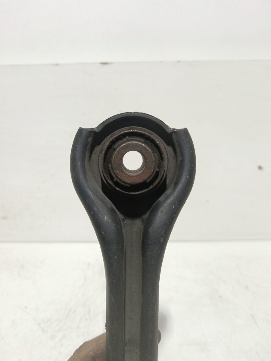 Parrilla de Suspension Superior Trasera Izquierda Mercedes-Benz Clase C (W202) Berlina