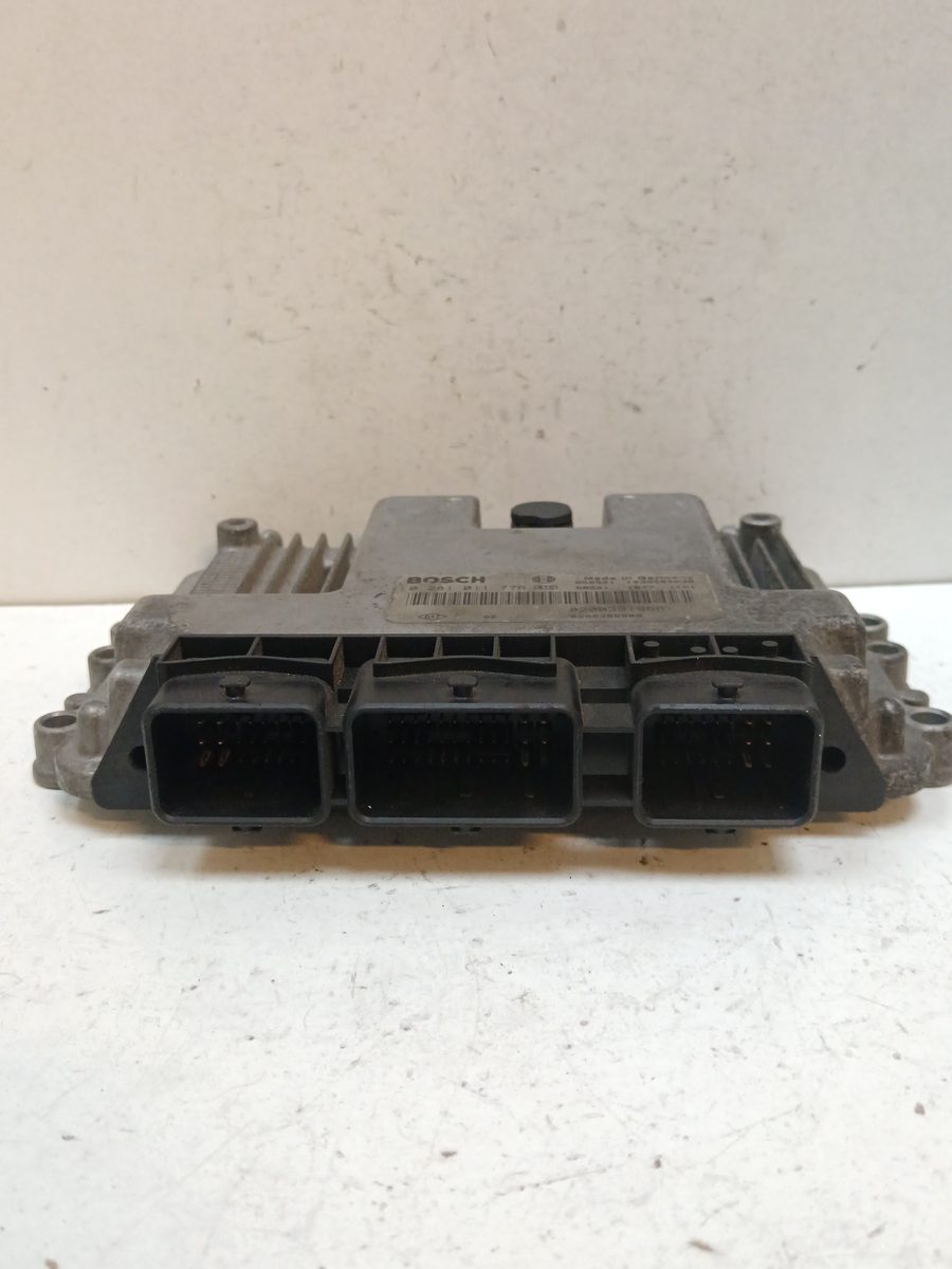 Centralita Motor Uce Renault Megane II Familiar 2003-2009 Dynamique 1.9L 88kW 8200391966