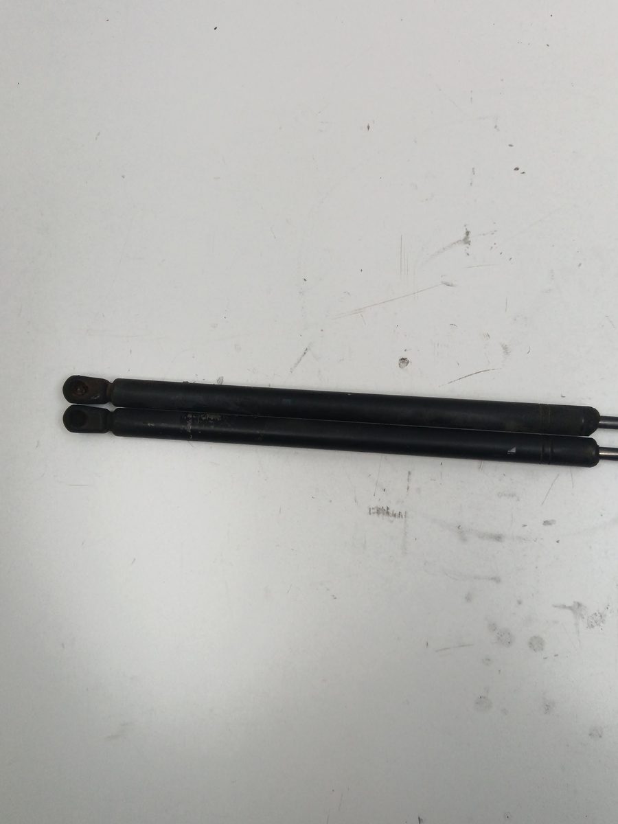 Amortiguadores Maletero / Porton Opel Corsa B 1993-1997 Swing